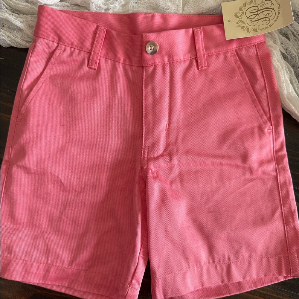Casual Pink Cotton Shorts with Classic Cut